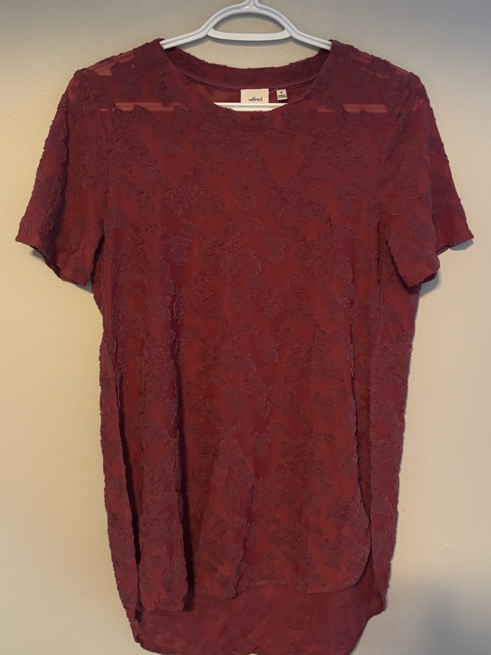 Aritzia Wilfred Tarascon Burgundy Appliqué Floral Semi Sheer Lace Blouse Medium - Picture 3 of 6